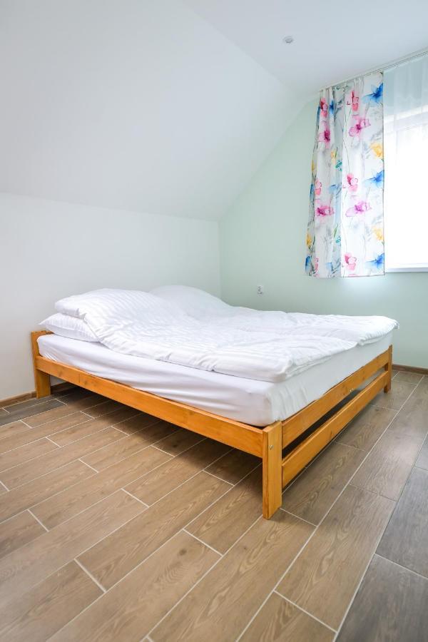 Kempingzator Apartamenty Екстер'єр фото