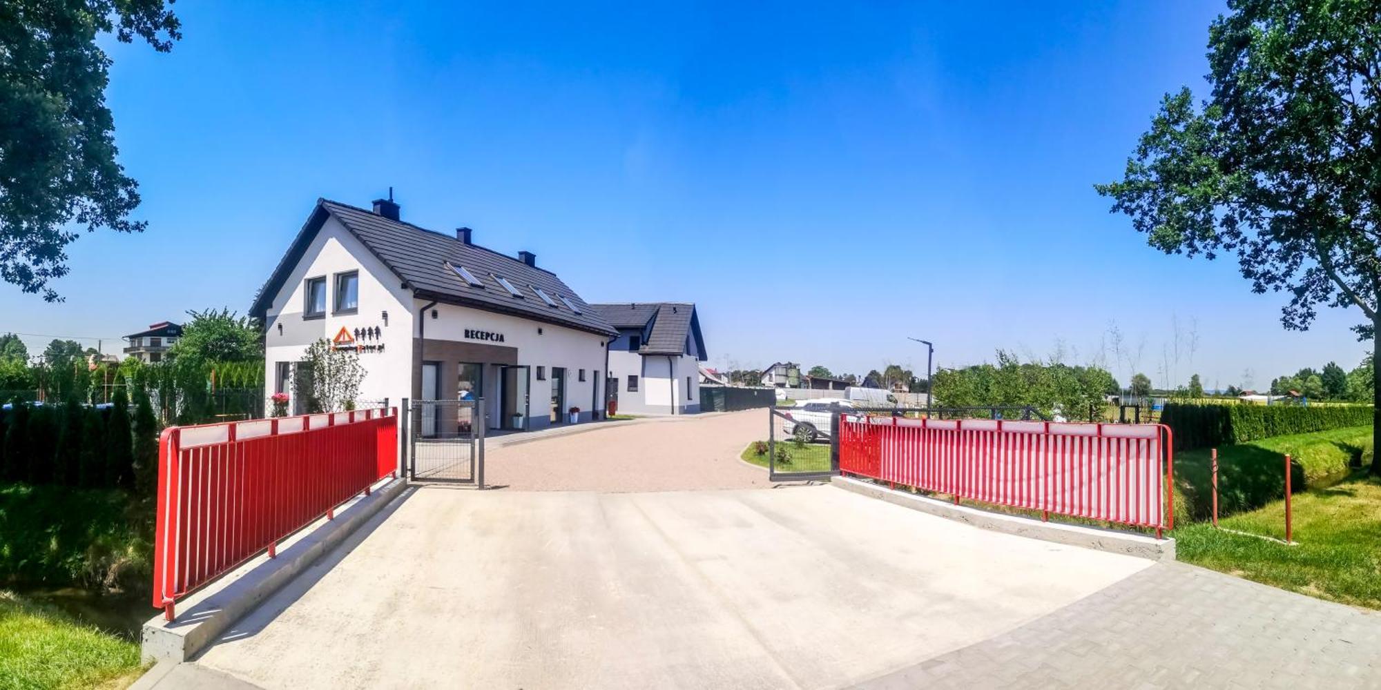 Kempingzator Apartamenty Екстер'єр фото